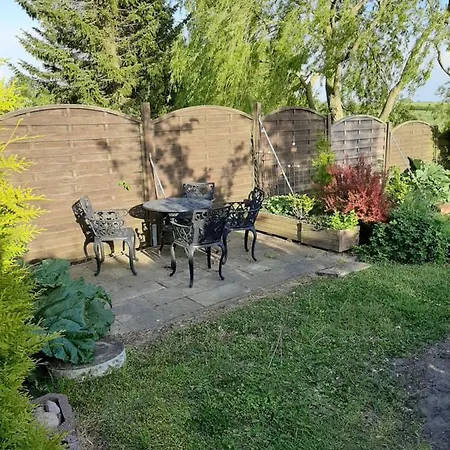 公寓 Kleines Ferienhaeuschen Kritzmow